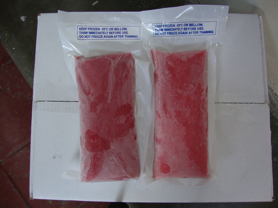 Frozen bluefin saku blocks